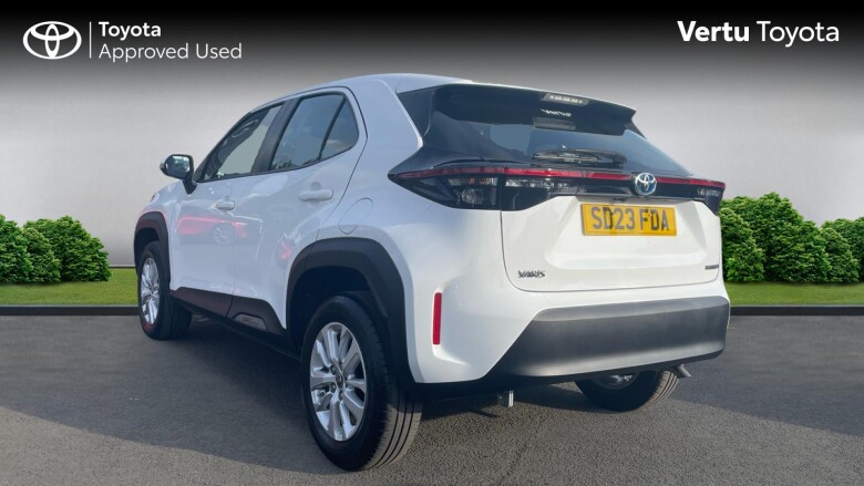 Toyota Yaris Cross 1.5 Hybrid Icon 5dr CVT Hybrid Estate